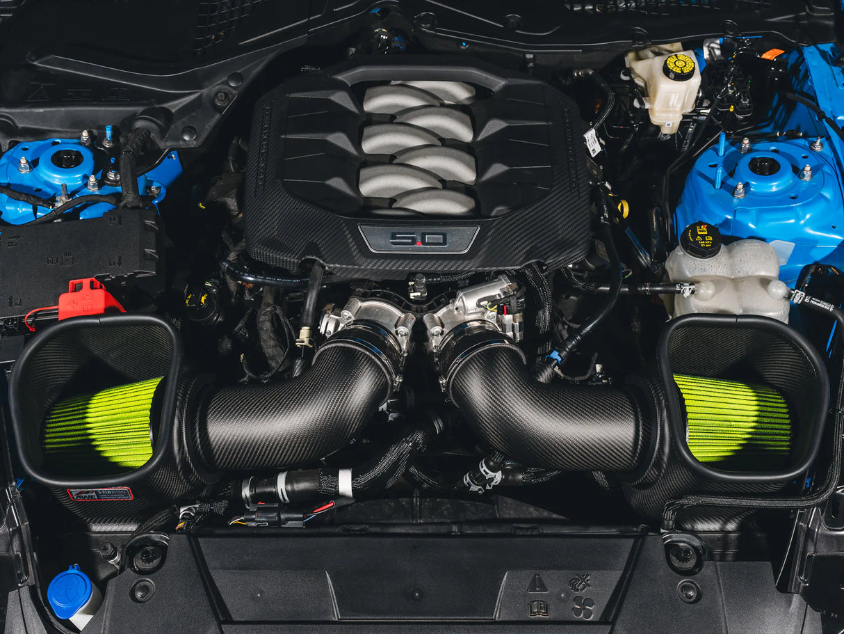 Sistema de admisión de fibra de carbono AWE S-FLO para Ford Mustang GT y Dark Horse 5.0L 2024-2026 – Admisión de rendimiento de alto flujo