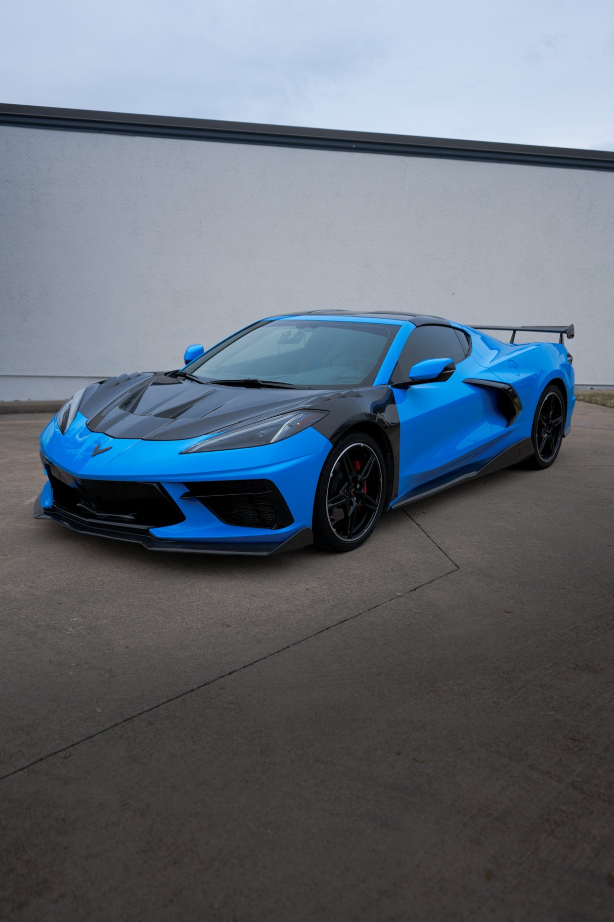GT3 Carbon Fiber Front Fenders – Chevrolet Corvette C8 Stingray