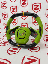 Volante de fibra de carbono para Corvette C8 - Personalizable