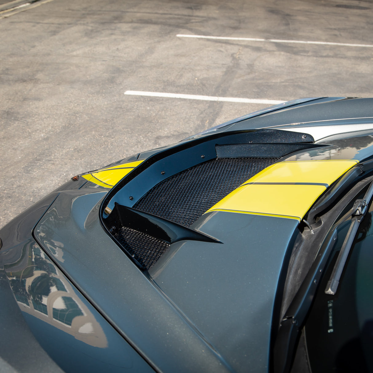 Capó de fibra de carbono de doble cara de 2 piezas Type-ZR1 para Corvette C8 2020-2026 para Stingray/Z06/E-Ray