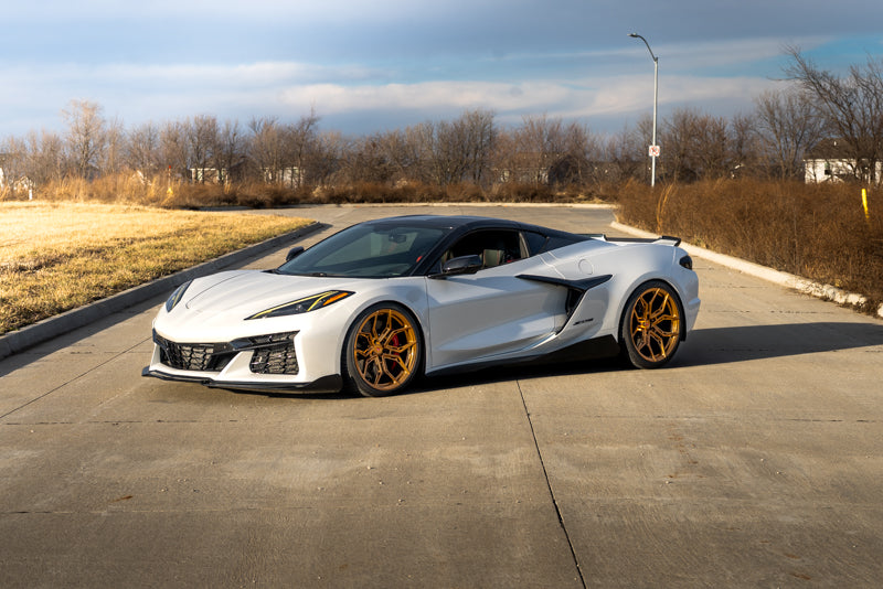 C8 Corvette Z06 / E-Ray / ZR1 5ZM Body Kit – Carbon Flash