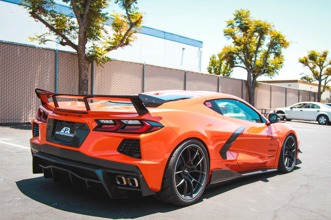 Soporte de matrícula de fibra de carbono para Corvette C8
