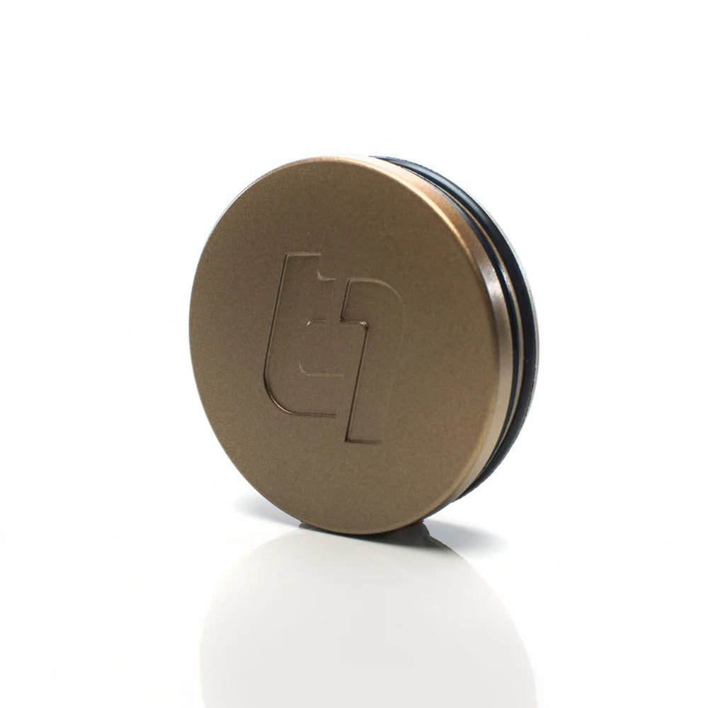 Titan 7 C8 Corvette Center Caps – Techna Bronze