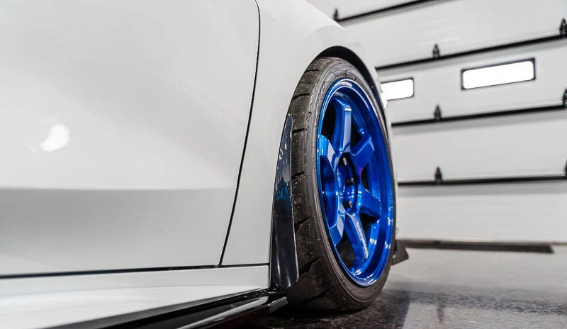 C8 Corvette Stingray Extended Splash Guards – Carbon Flash