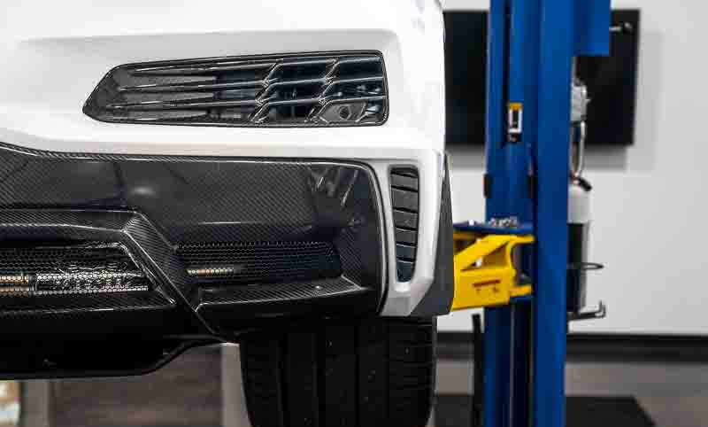 C8 Corvette Z06 / E-Ray / ZR1 Extended Rear Splash Guards – Carbon Flash