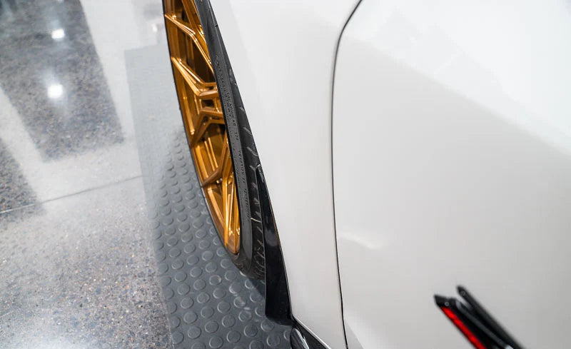 C8 Corvette Z06 / E-Ray / ZR1 Extended Front Splash Guards – Carbon Flash